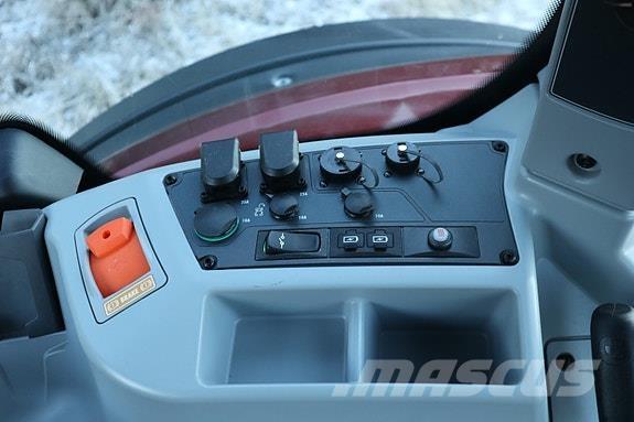 Valtra N175 Versu Τρακτέρ