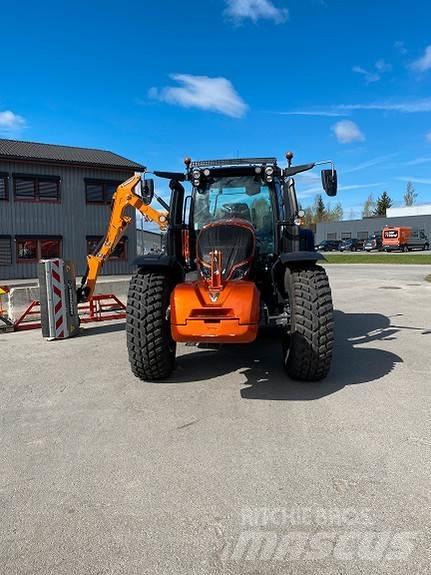 Valtra N175D Τρακτέρ