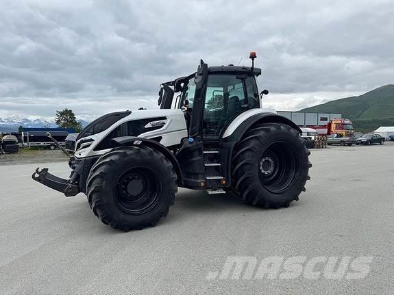 Valtra Q305 Τρακτέρ