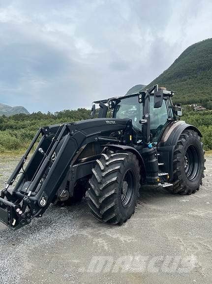 Valtra Q305 Τρακτέρ