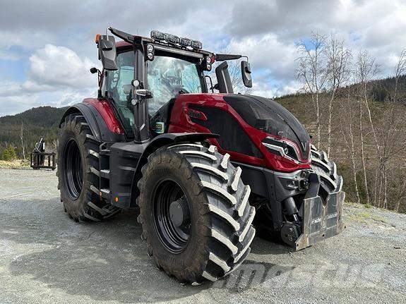 Valtra Q305 Τρακτέρ