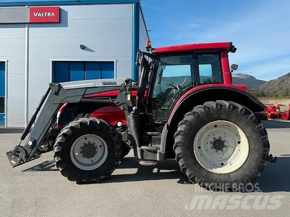 Valtra T 213 V Τρακτέρ