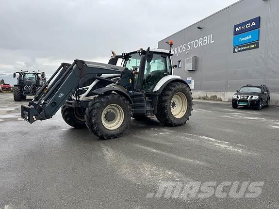 Valtra T174V Τρακτέρ