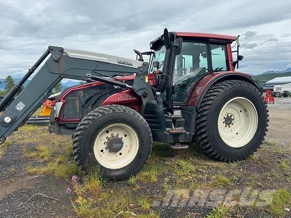 Valtra T203 Τρακτέρ