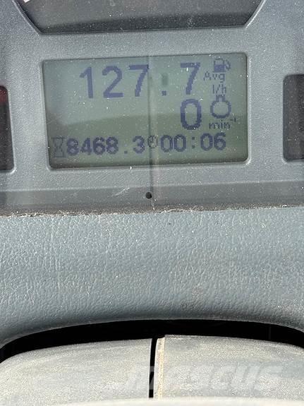 Valtra T203 Τρακτέρ