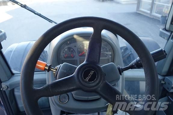 Valtra T213 Versu Τρακτέρ