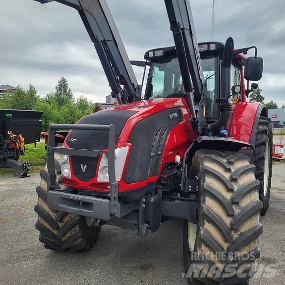 Valtra T213 VERSU Τρακτέρ