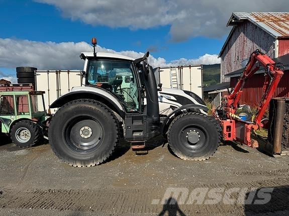 Valtra T214 Versu Τρακτέρ