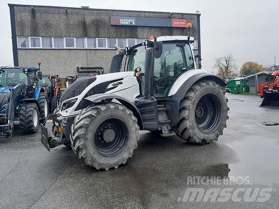 Valtra T234 Τρακτέρ