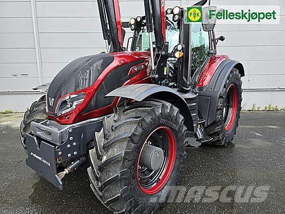 Valtra T235 Τρακτέρ