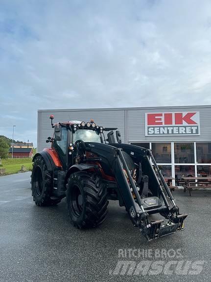 Valtra T235D Τρακτέρ
