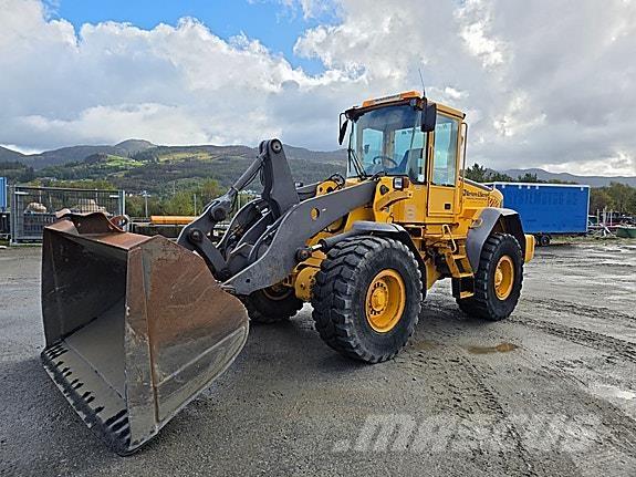 Volvo L90E Φορτωτές με λάστιχα (Τροχοφόροι)
