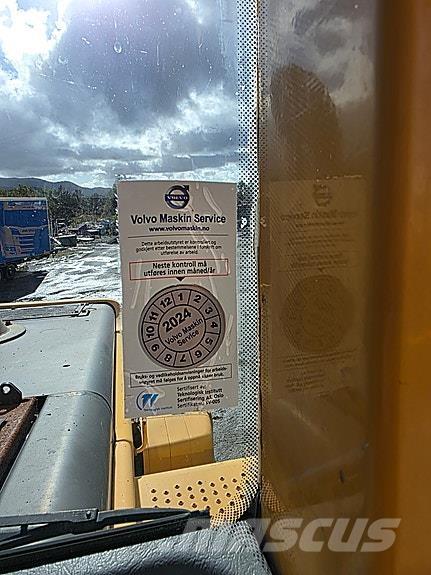 Volvo L90E Φορτωτές με λάστιχα (Τροχοφόροι)