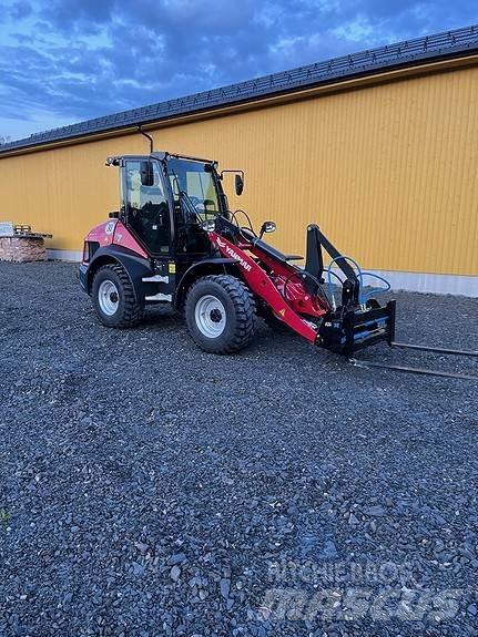 Yanmar V7 Ελαστικά και ζάντες
