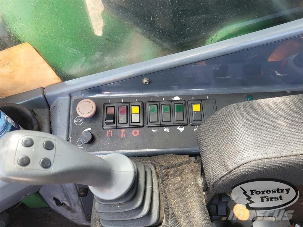 John Deere 753J Κοπτικά ξυλείας