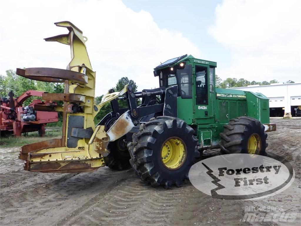 John Deere 843K Κοπτικά ξυλείας