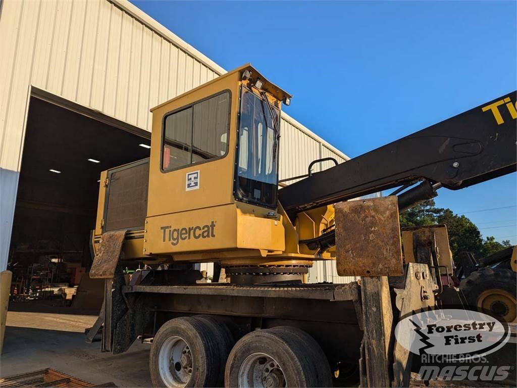 Tigercat 234B Αρθρωτοί φορτωτές
