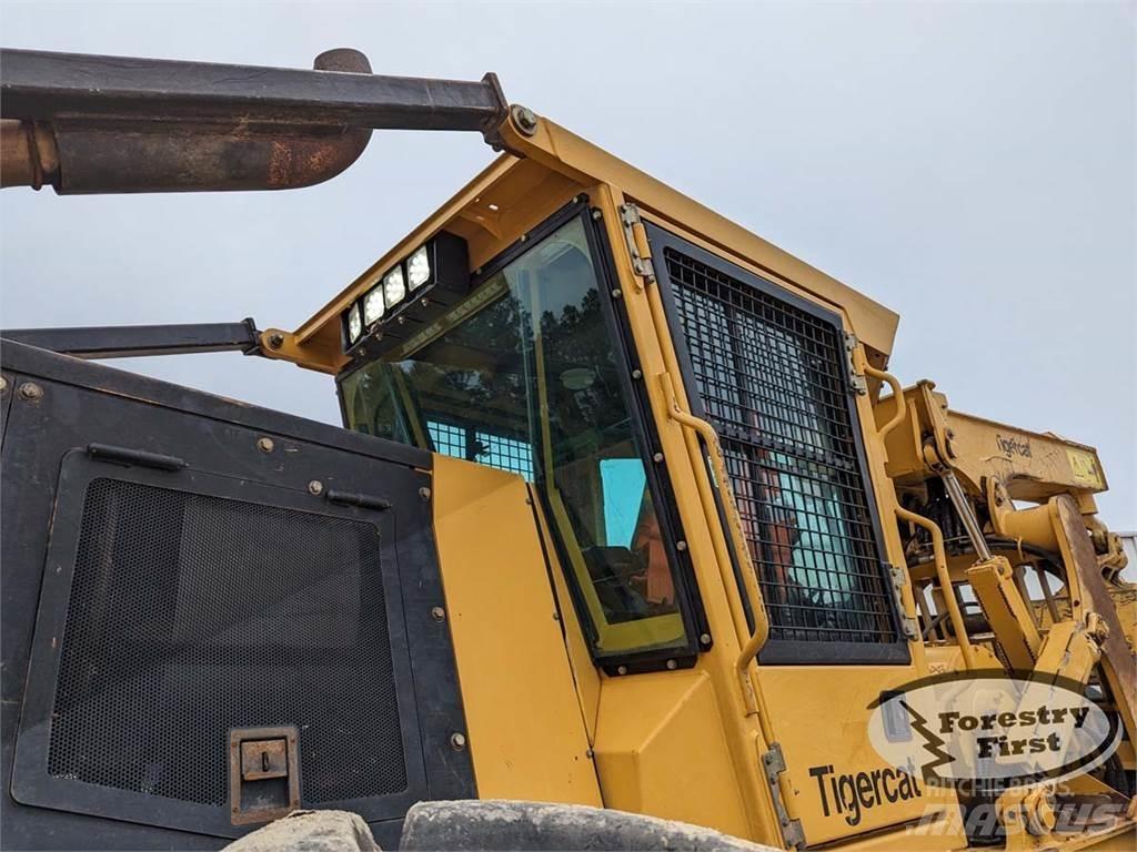 Tigercat 620E Μετατοπιστές
