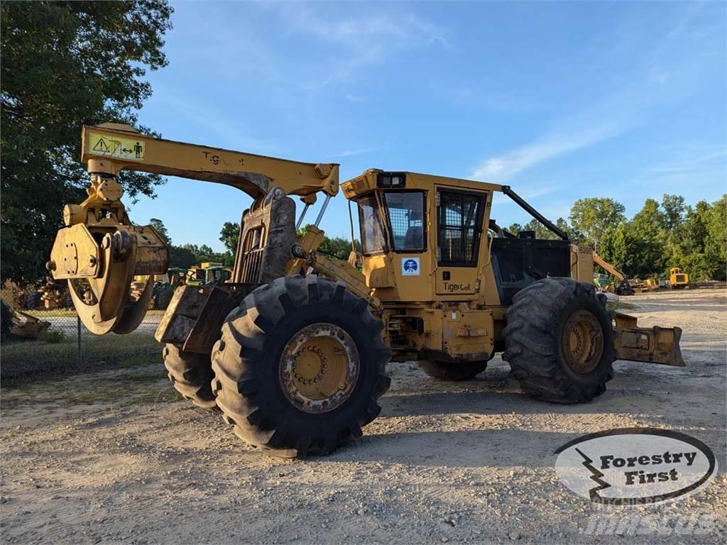 Tigercat 620E Μετατοπιστές