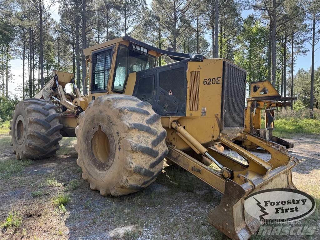 Tigercat 620E Μετατοπιστές