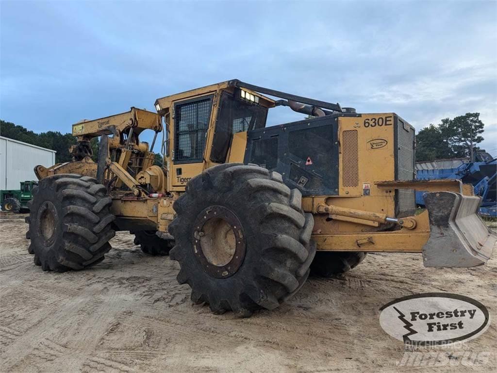 Tigercat 630E Μετατοπιστές