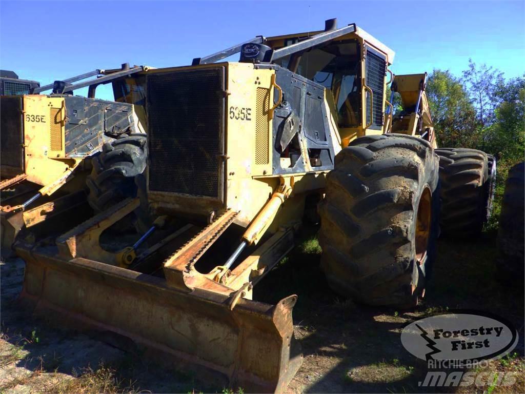 Tigercat 635E Μετατοπιστές