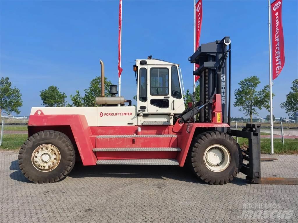 Svetruck 30120 Πετρελαιοκίνητα Κλαρκ