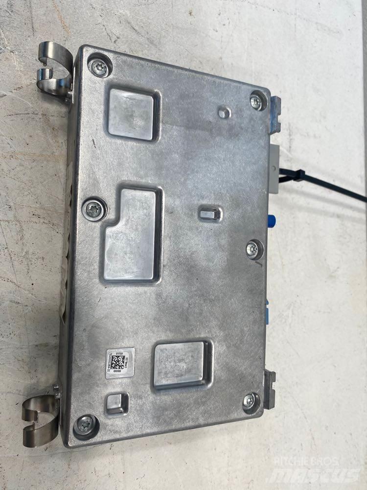 Bosch  Καμπίνες και εσωτερικό
