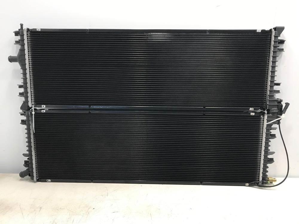 CAT CT660 Καλοριφέρ