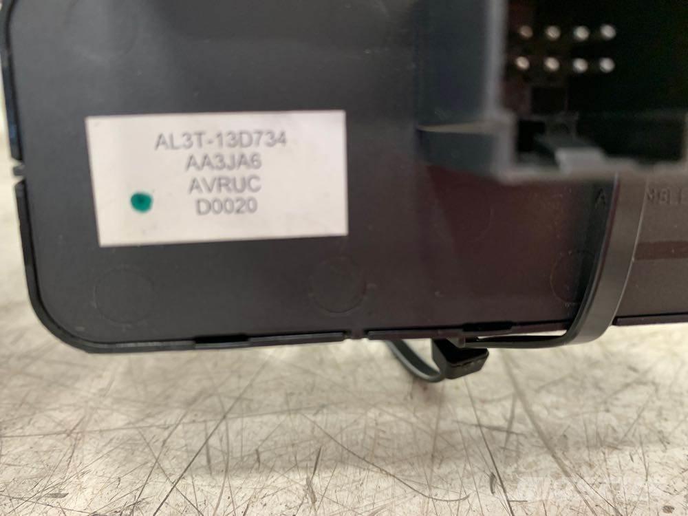 Ford F-550 Ηλεκτρονικά