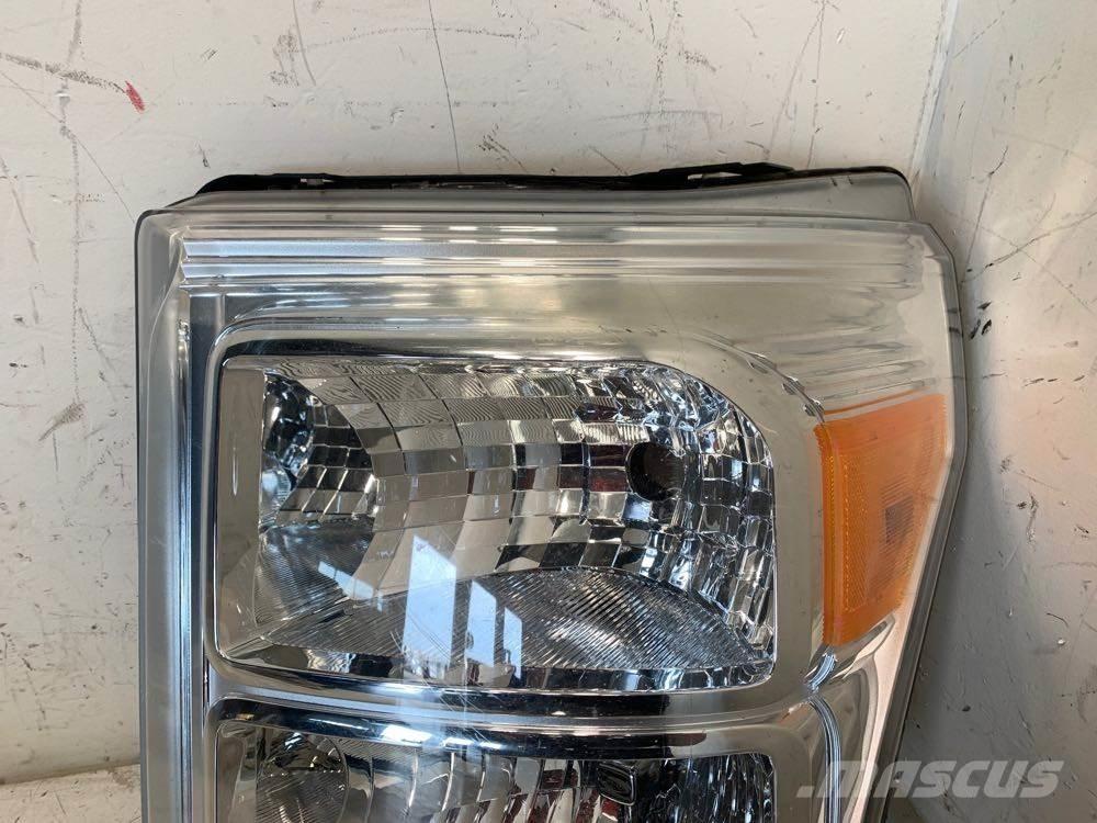 Ford F-550 Ηλεκτρονικά