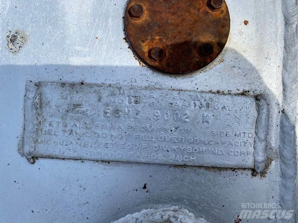 Ford L9000 Μεταφορές - Άλλα