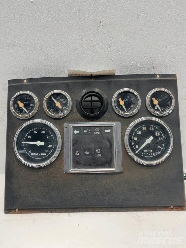 Ford L9000 Μεταφορές - Άλλα