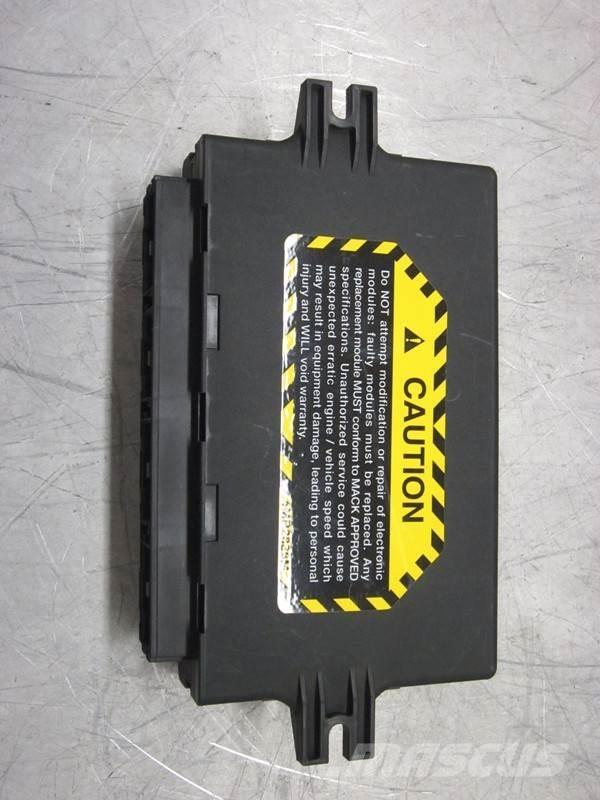 Mack  Καμπίνες και εσωτερικό