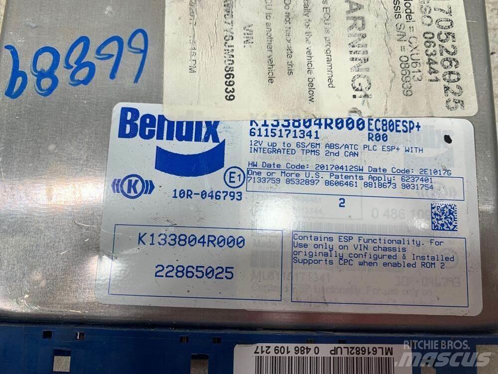 Mack CXU Ηλεκτρονικά