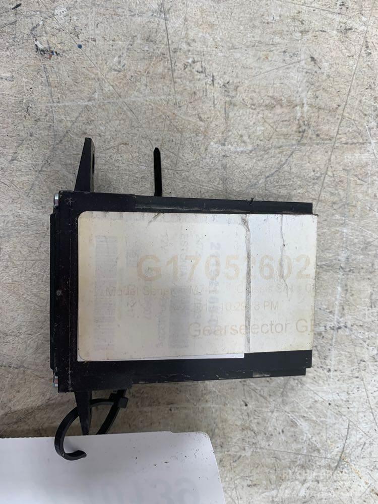 Mack CXU Μετάδοση