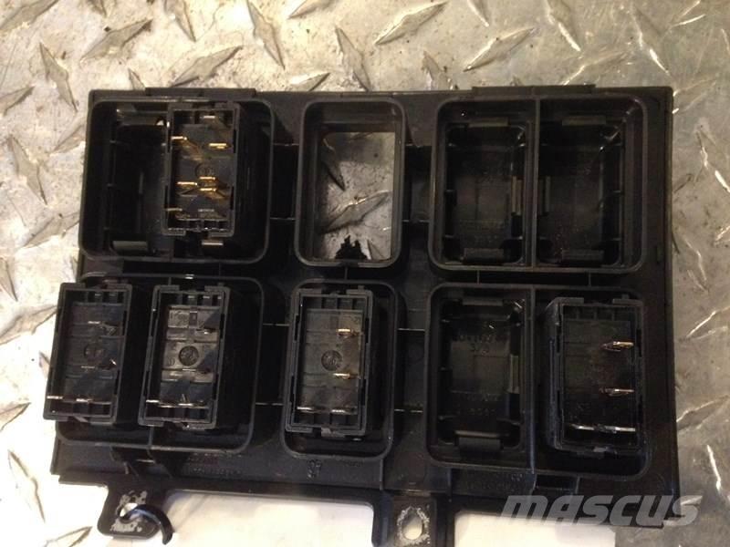 Volvo VNL Ηλεκτρονικά