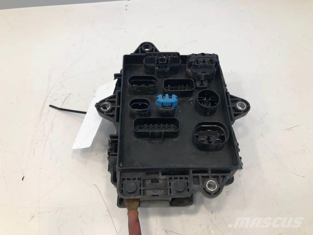 Volvo VNL Ηλεκτρονικά