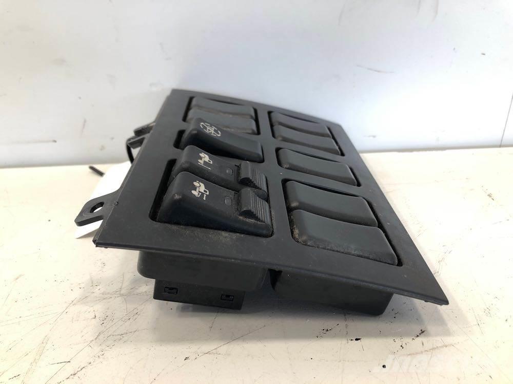 Volvo VNL Ηλεκτρονικά