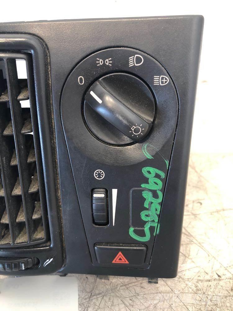 Volvo VNL Ηλεκτρονικά