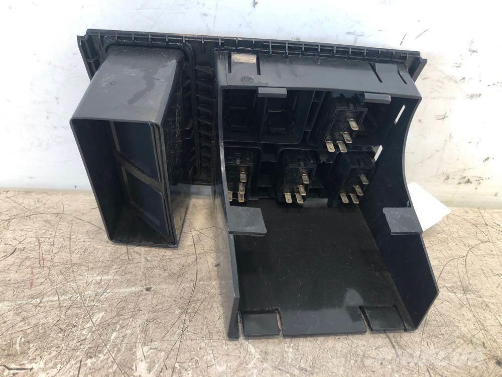 Volvo VNL Ηλεκτρονικά