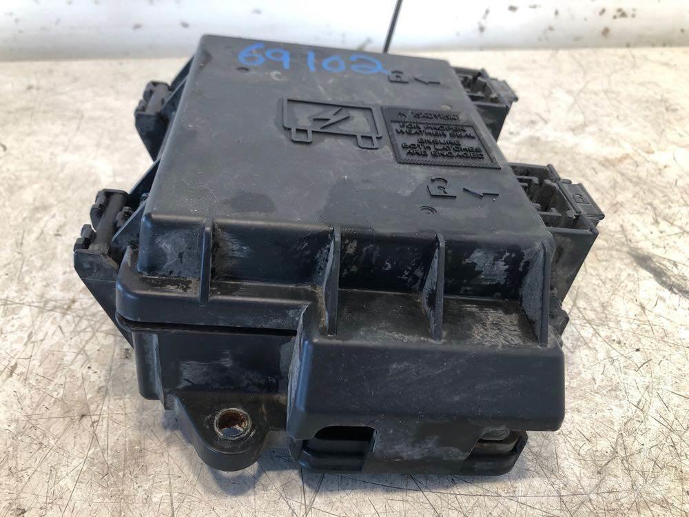 Volvo VNL Ηλεκτρονικά