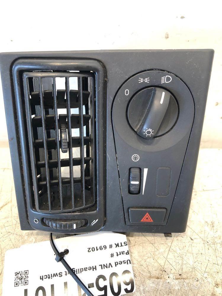 Volvo VNL Ηλεκτρονικά