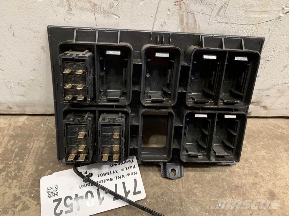 Volvo VNL Ηλεκτρονικά