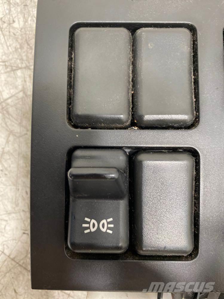 Volvo VNL Ηλεκτρονικά