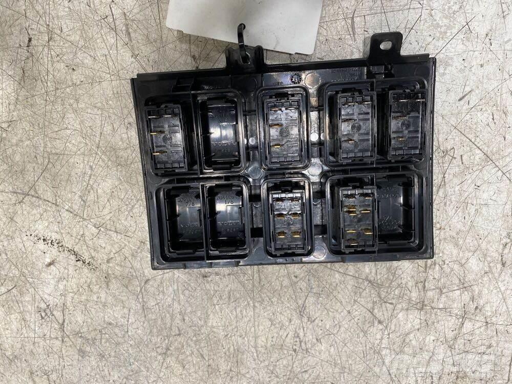 Volvo VNL Ηλεκτρονικά