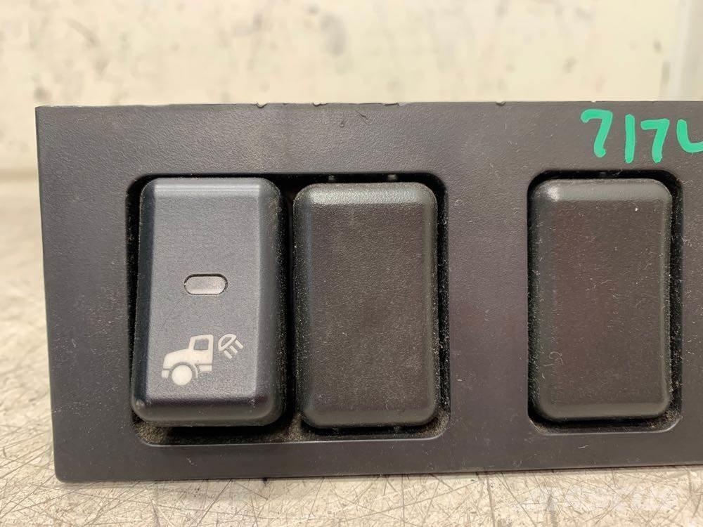 Volvo VNL Ηλεκτρονικά