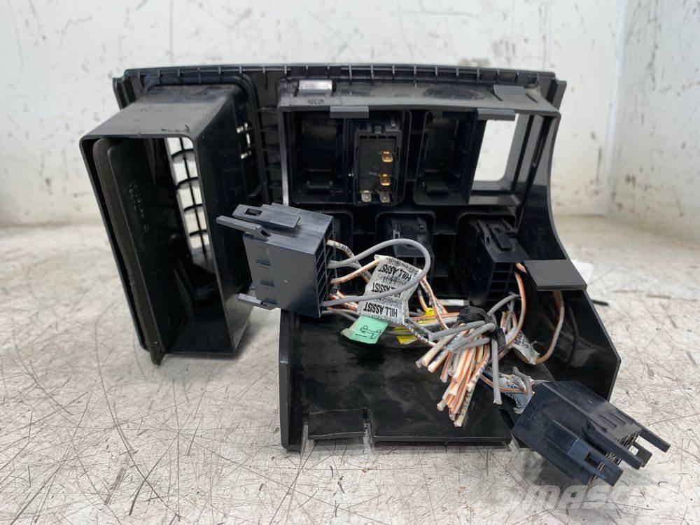 Volvo VNL Ηλεκτρονικά