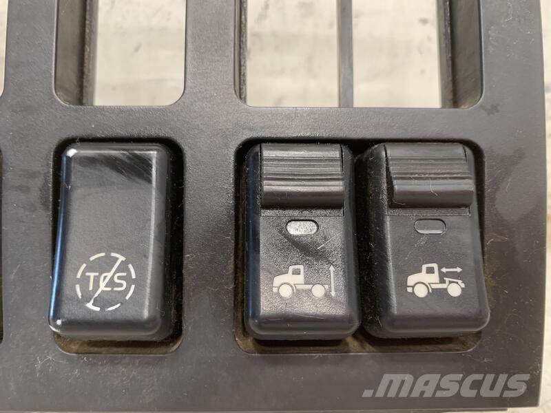 Volvo VNL Ηλεκτρονικά