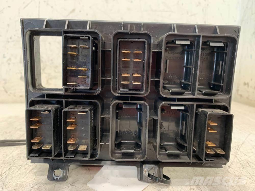 Volvo VNL Ηλεκτρονικά